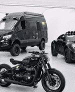 Off-road, all-road: Porsche 992 and Hymer Mercedes Sprinter by Vagabund x Delta